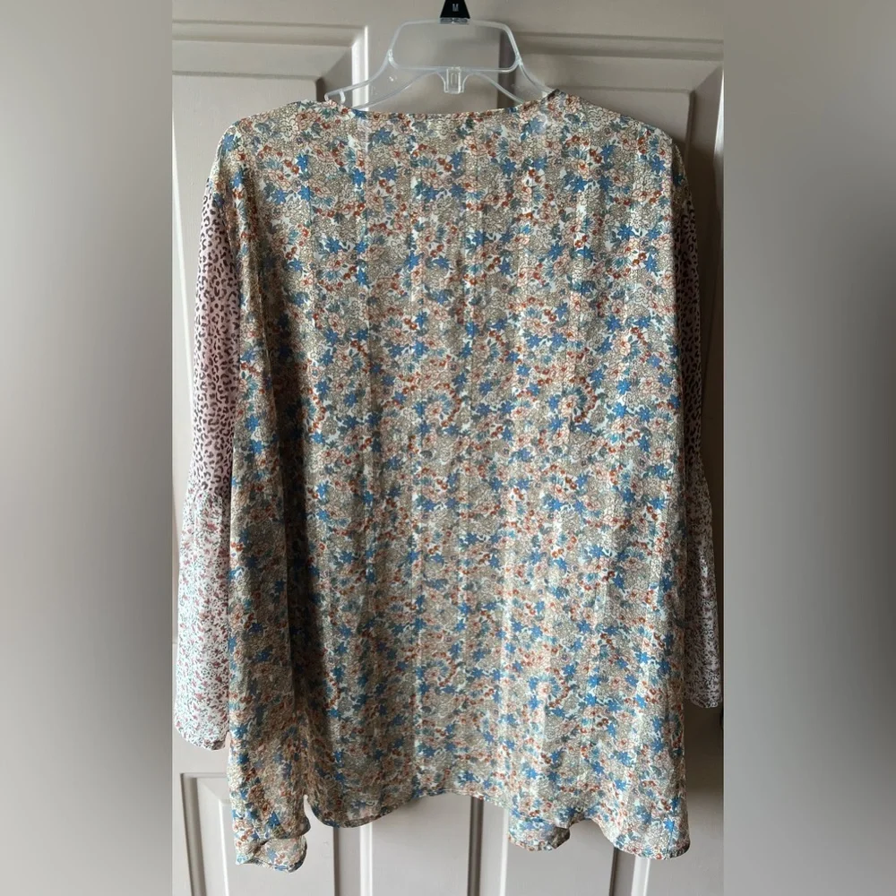 Pink Brown Sheer Bell Sleeve Ditzy Floral Boho Kimono Robe Boho EUC M/L #1474